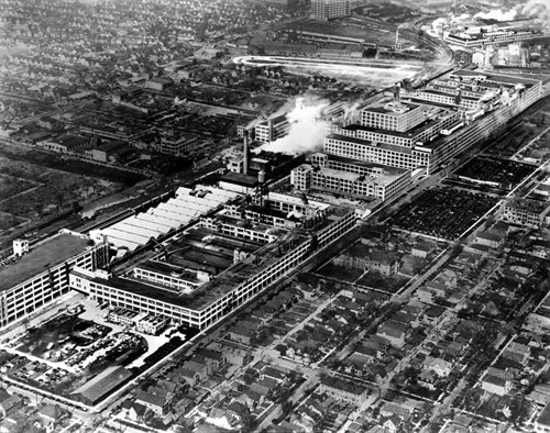 Packard _Plant _Automobile _Factory _Detroit -old -min