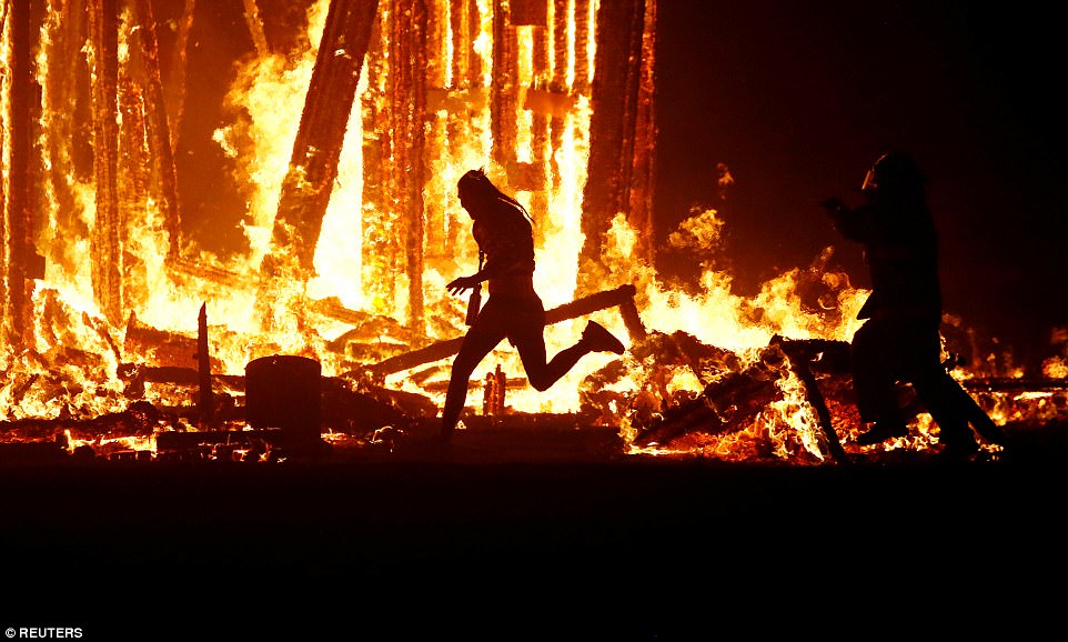Burning-Man-2017_tragedy_1