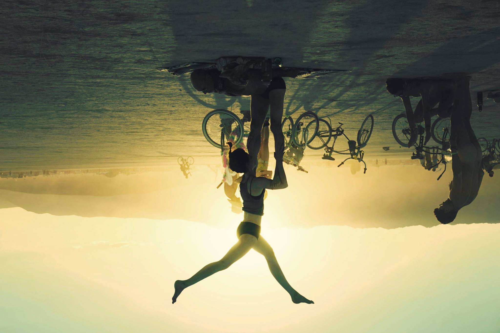 Victor-Habchy_Burining-Man-2014_naked-guy-on-the-right-side