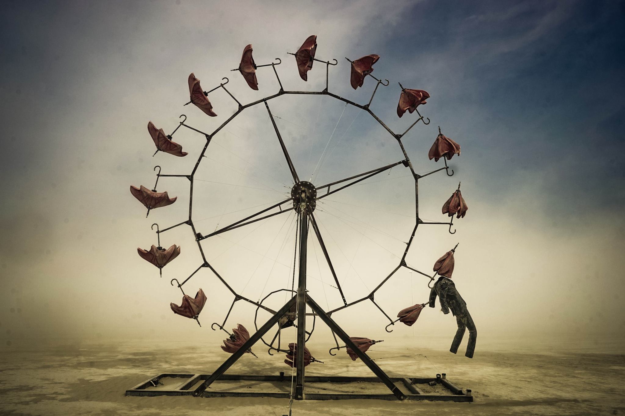 Victor-Habchy_Burining-Man-2014_on-the-way-to-my-freedom