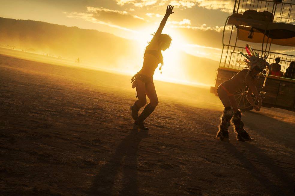 Victor-Habchy_Burining-Man-2015_don't-stop-the-party