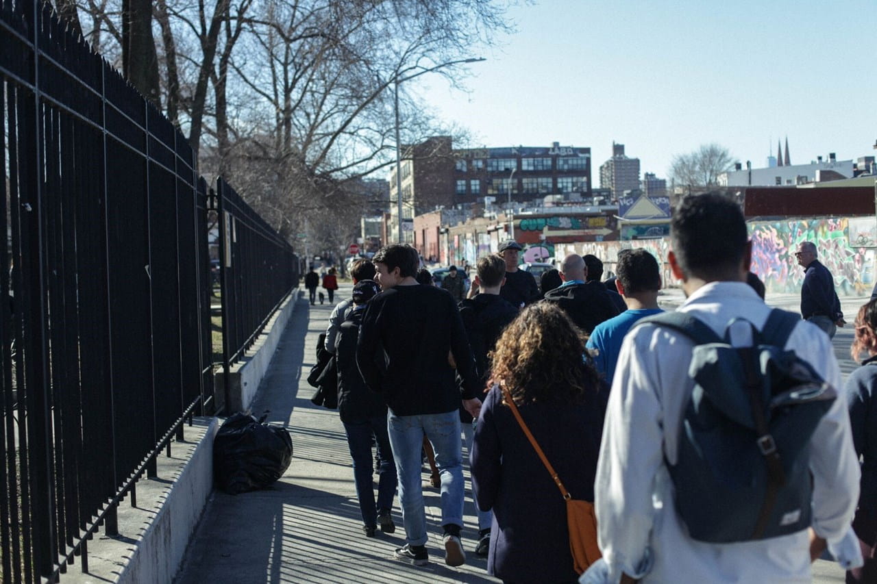 ghetto-tourism-in-new-york_Jonathan-Turton_7