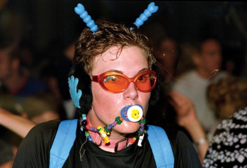 3-90s-rave-fashion-1