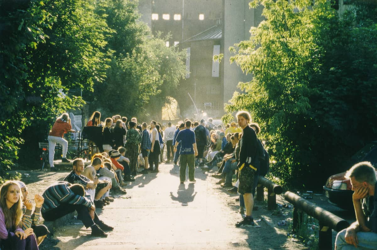 Berlin_90_(C)-Tilman-Brembs_5_ewerk_eingang_bigscan