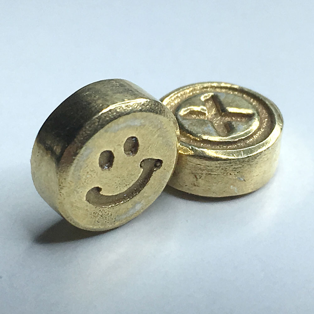 Chemical-X_Gold-Pill-Smiley