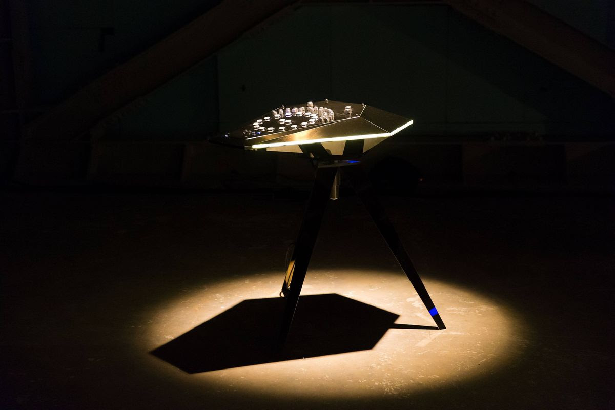 Jeff-Mills-Wepons_THE-VISITOR-Artifacts-Electronic-percussion-instrument