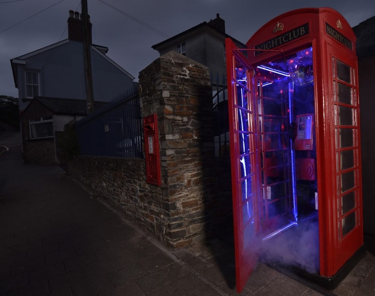 Kingsbridge-phone-booth-world-smallest-nightclub-2018_1200