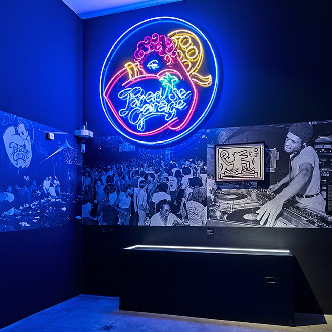 Night-Fever-at-Vitra-Design-Museum_Installation_2_Credit-Mark_Niedermann_657